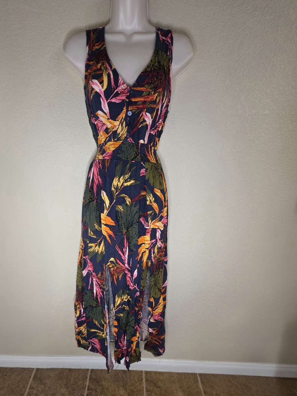 Women’s Tropical Floral Maxi Dress Size Medium Sleeveless